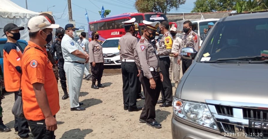 KEGIATAN PENYEKATAN PEMUDIK DI POSPAM PERBATASAN 10 MEI 2021