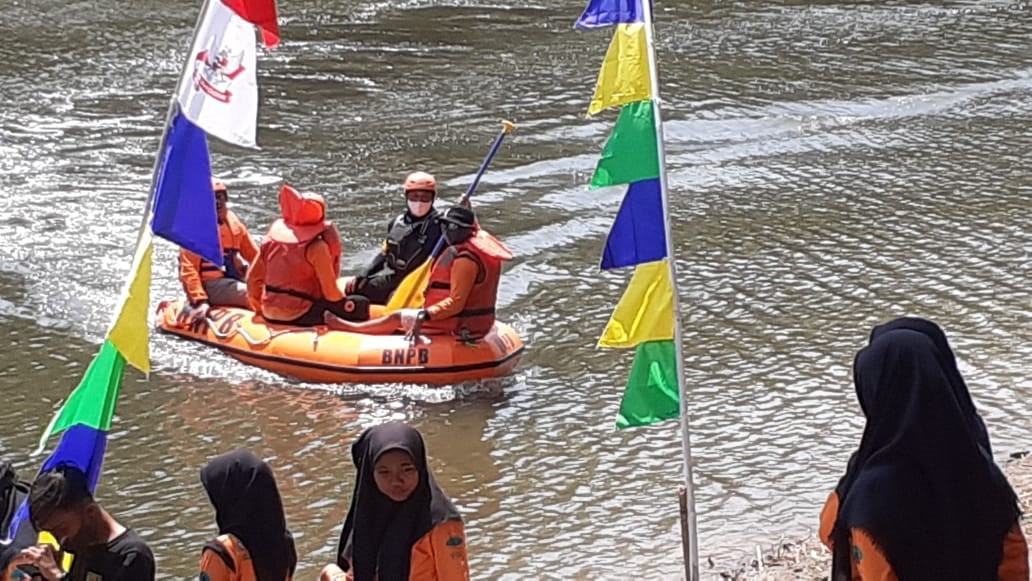 PENGAMANAN PELAKSANAAN LOMBA DAYUNG PERAHU KARET TINGKAT PELAJAR